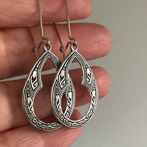 Antique Silver Keyhole Dangle Bohemian Drop Earrings